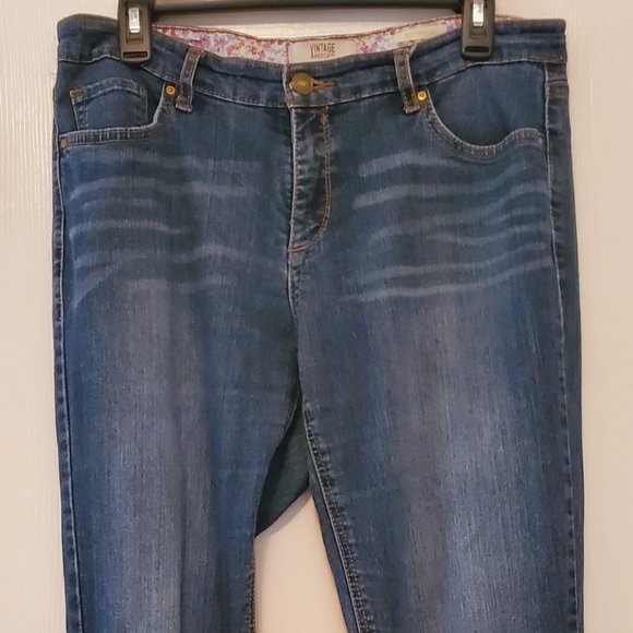 Vintage America Blues Jeans - Picture 5 of 10